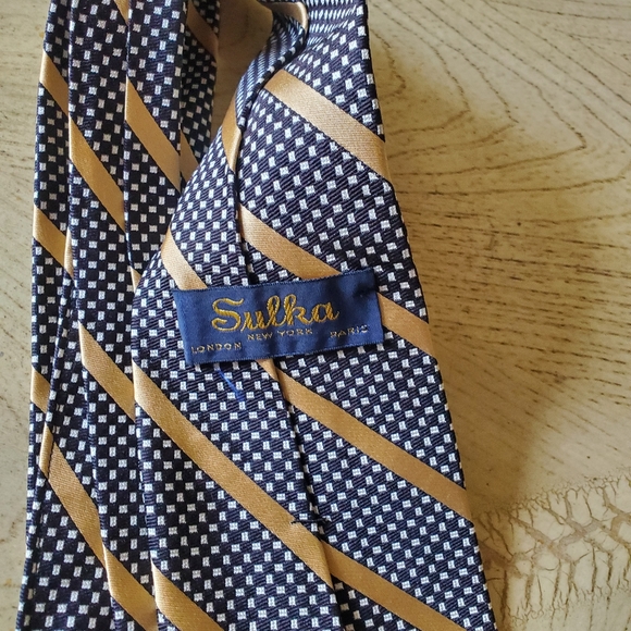 Sulka silk mens necktie . - Picture 2 of 2